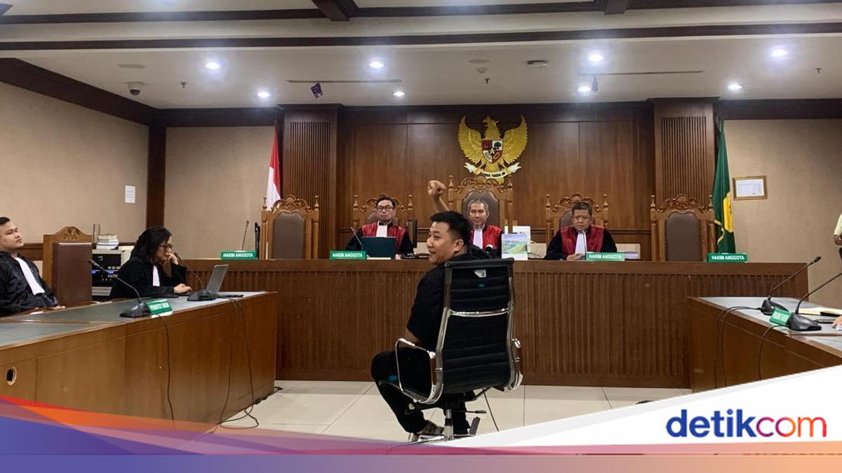 Instagram Admin @bekasi_menggugat Sentenced to 7 Months in Prison in August Riot Demo Case