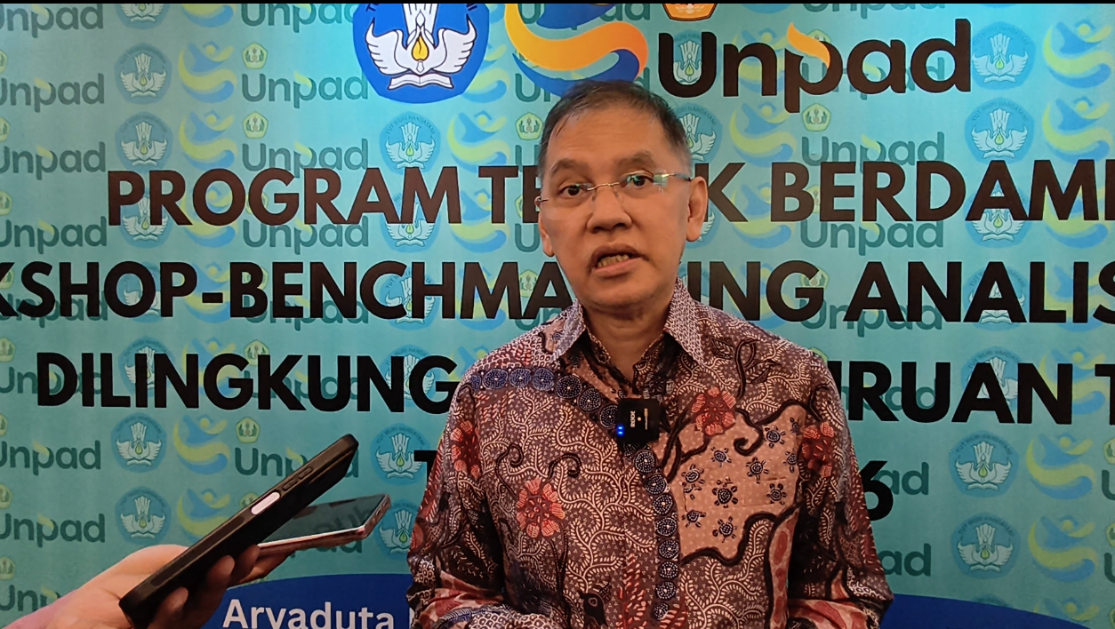 Unpad Implements Work From Home for Staff and Students