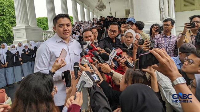 Cabinet Secretary Teddy Reveals Prabowo's Instruction to Open Palace to Schoolchildren