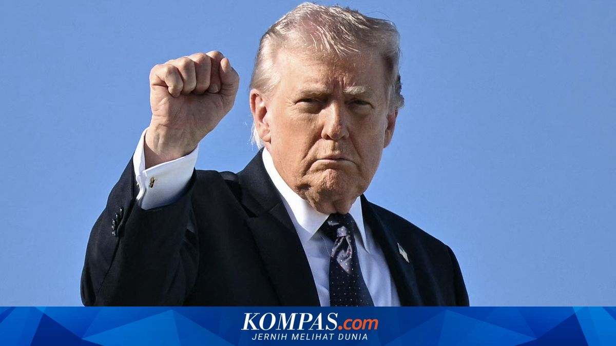 Trump Suggests Tolls on Tankers Crossing Strait of Hormuz