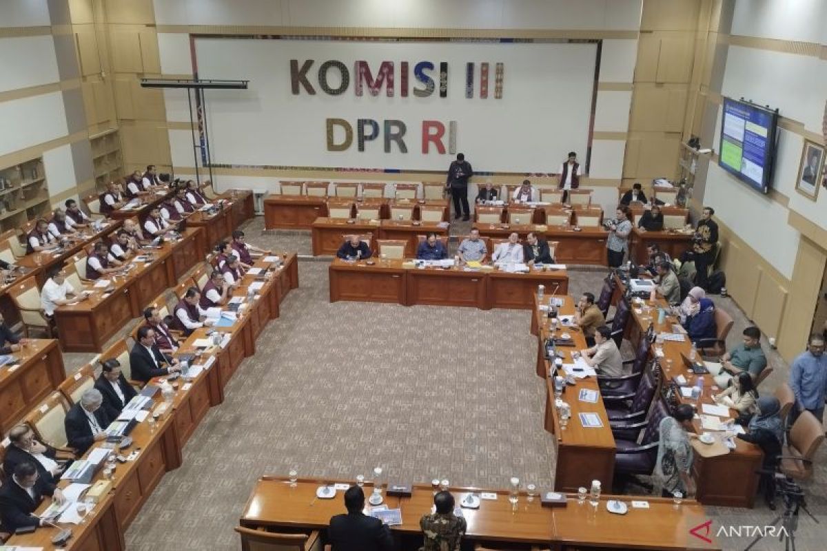 Police Propose Limits on Narcotics Possession to Distinguish Users from Dealers