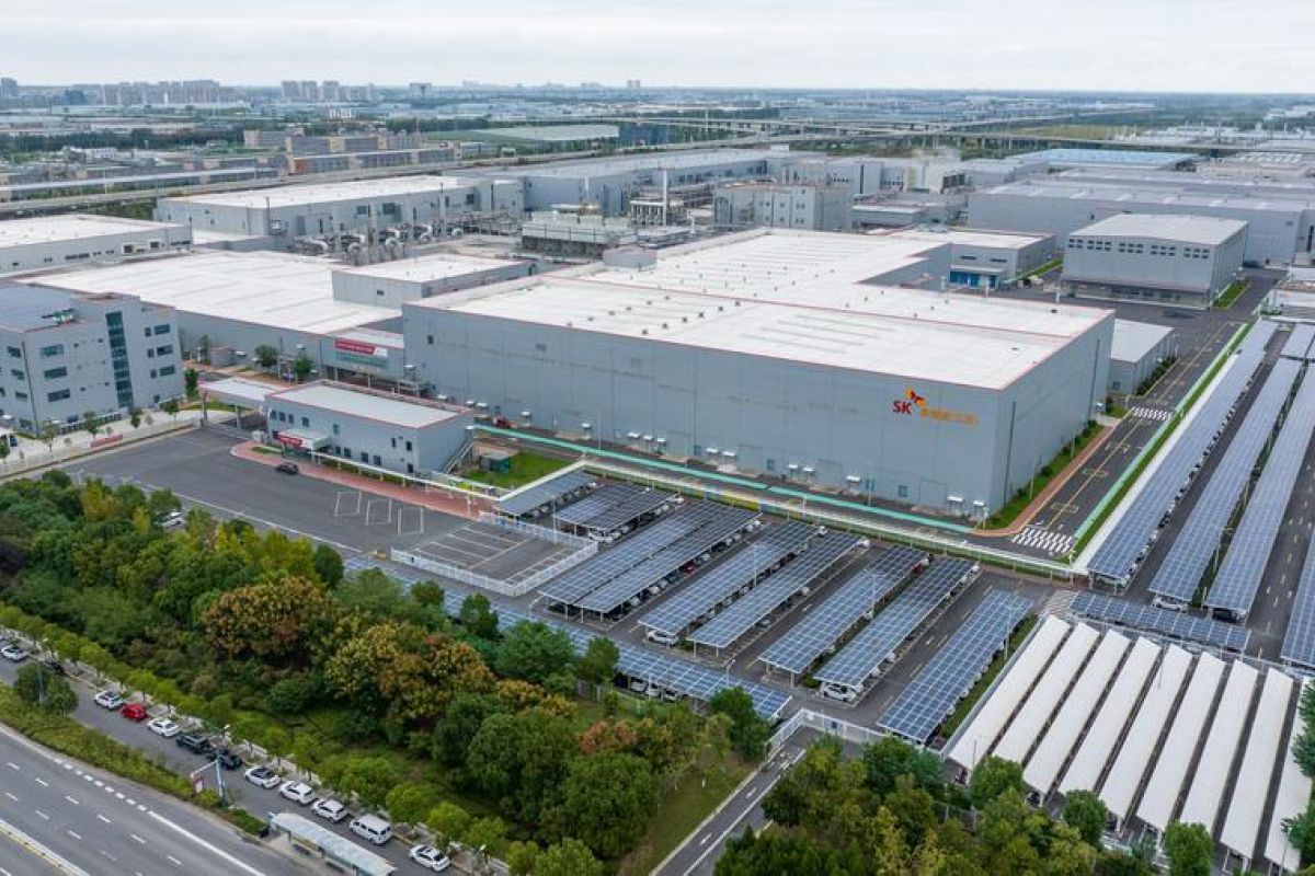 China Becomes Main Supply Hub in ASEAN+3 Production Network