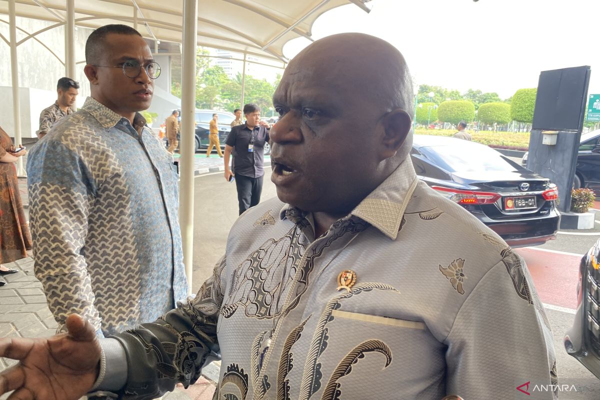 Human Rights Minister Requests Transparency in Andrie Yunus Case Trial