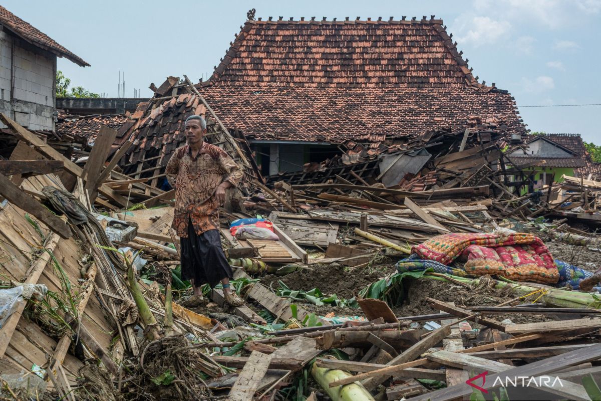 Demak Flood Serves as a Test of Collective Awareness in Cross-Regional Environmental Protection