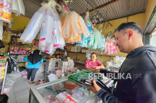 Plastic Product Prices in Semarang Surge by 100 Percent, Strangling Traders and SMEs