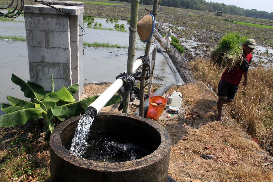 Anticipating Prolonged Dry Season, East Java Provincial Government Prepares 3,800 Boreholes Until 2026