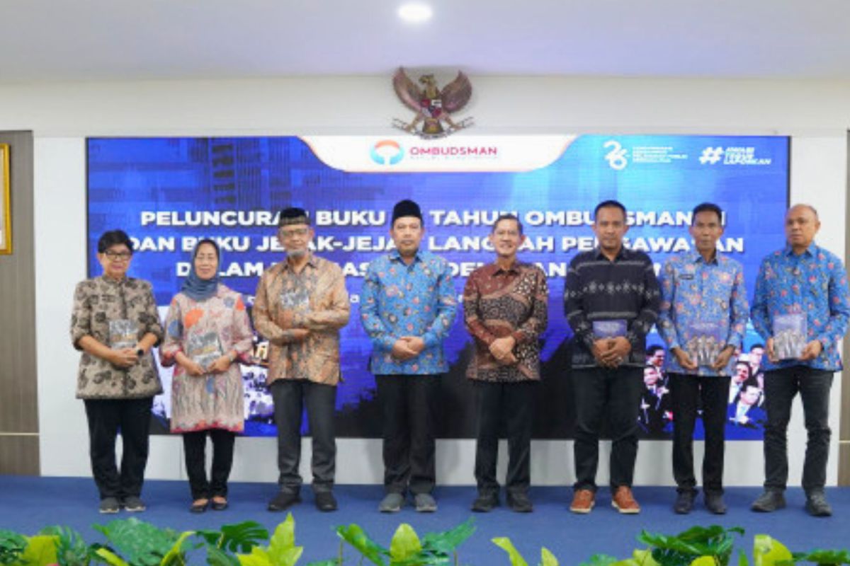 Ombudsman Launches Two Books Documenting Public Service Oversight History