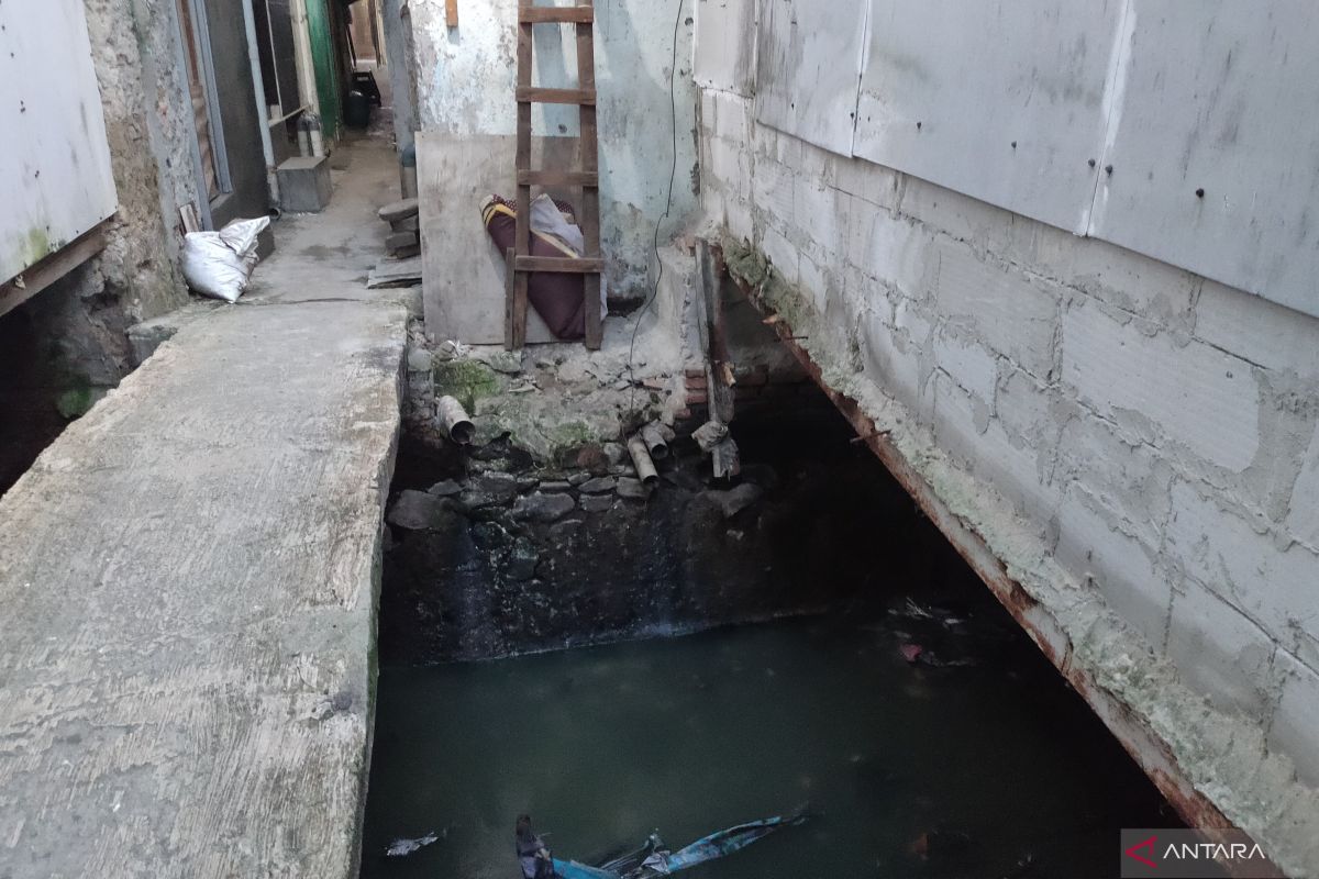 150 Septic Tanks to be Built in Wijaya Kusuma, West Jakarta