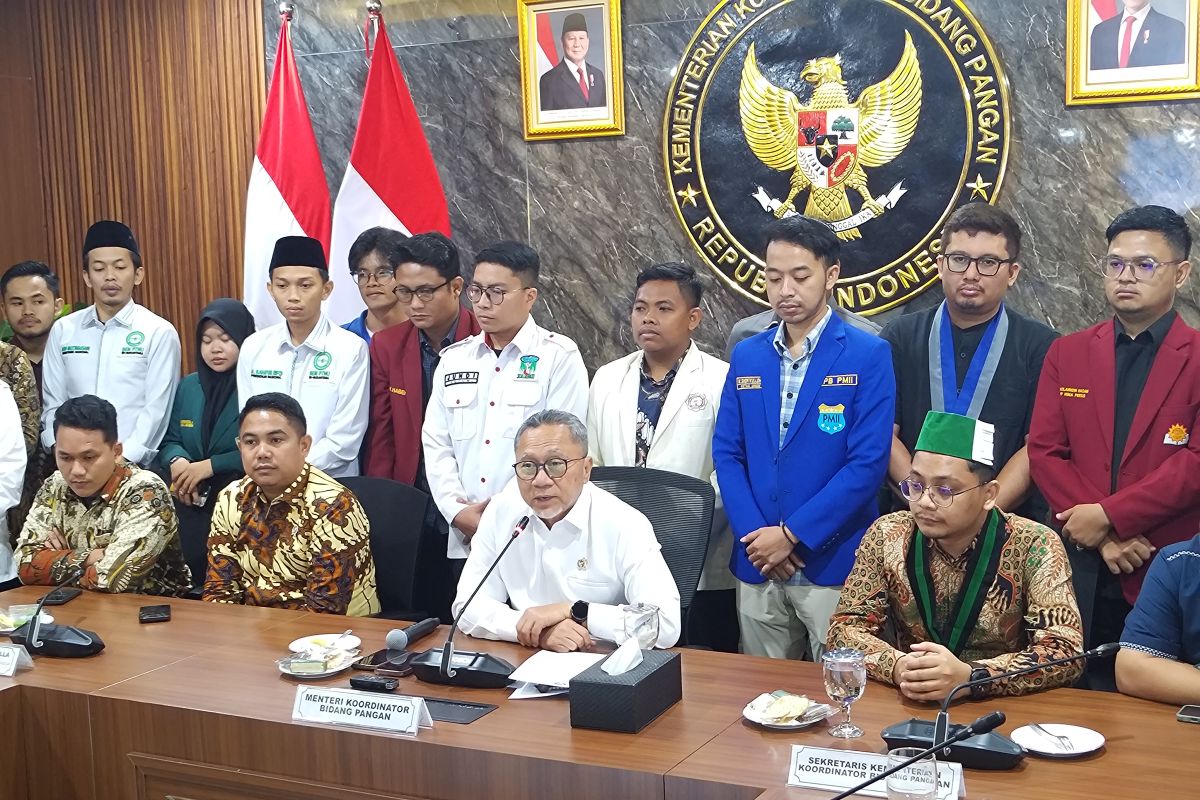 Coordinating Minister Zulhas Urges Youth to Play Active Role in Safeguarding Food Security