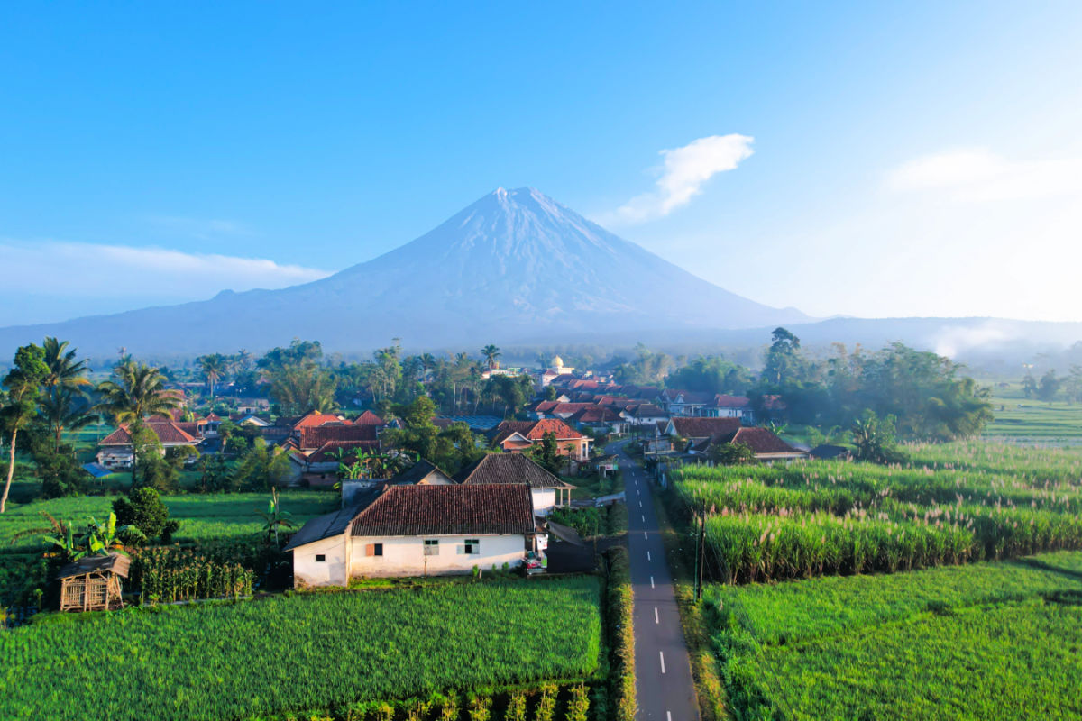 Tourists Warned of Increasing Volcanic Activity in East Java That Could Impact Bali Travel