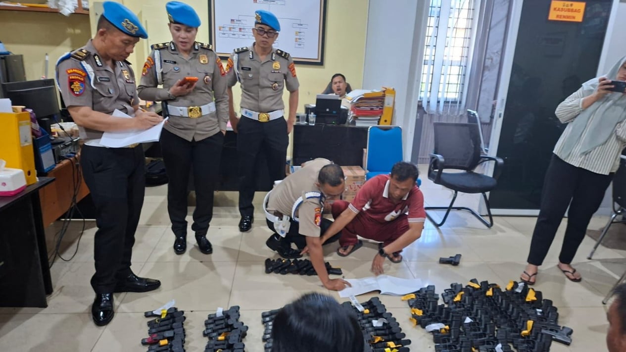 South Sumatra Police Check Thousands of Service Firearms for Members, This is the Purpose