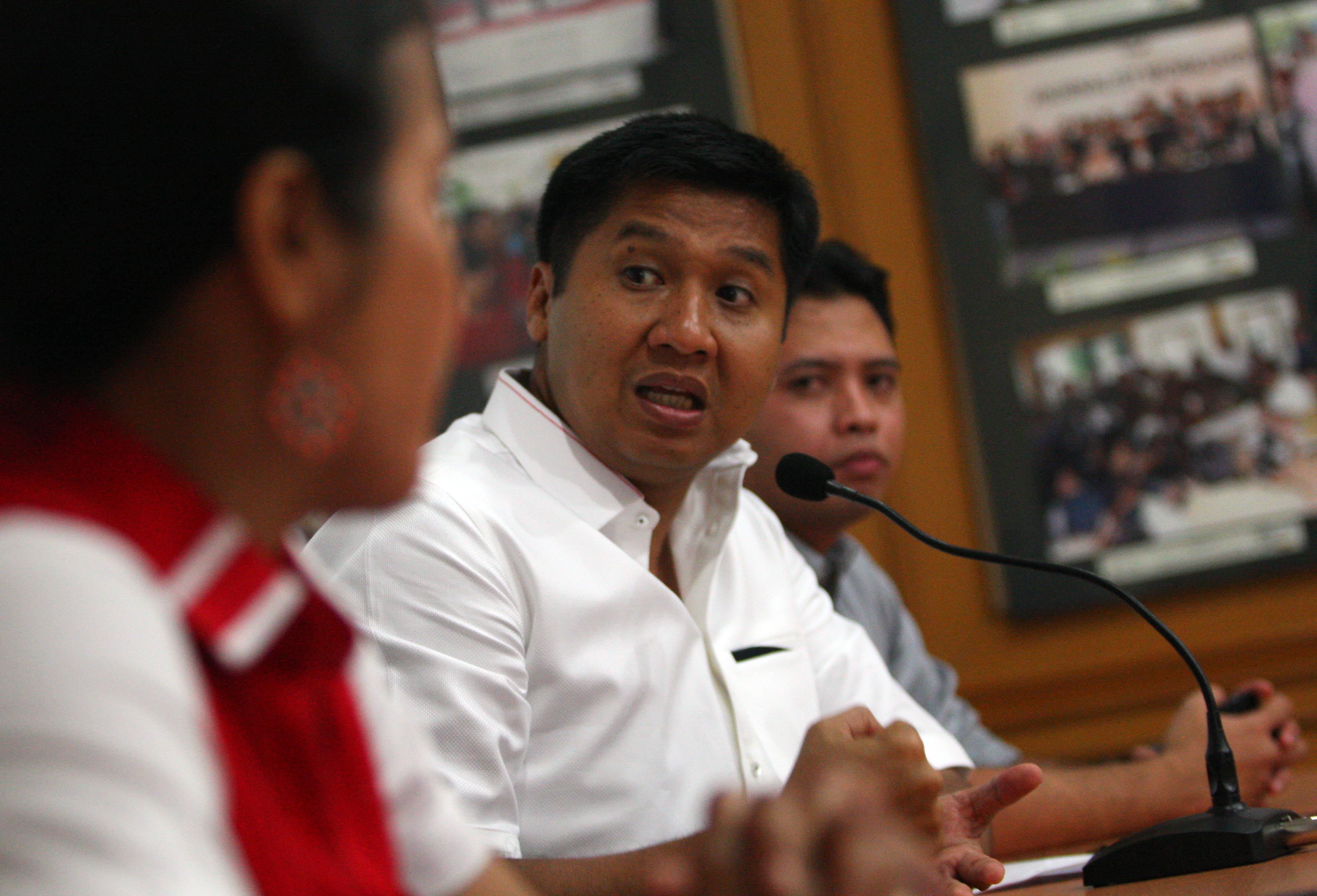 Heat in Tanah Abang! Debate Between Housing Minister Maruarar Sirait and Hercules Over KAI Land