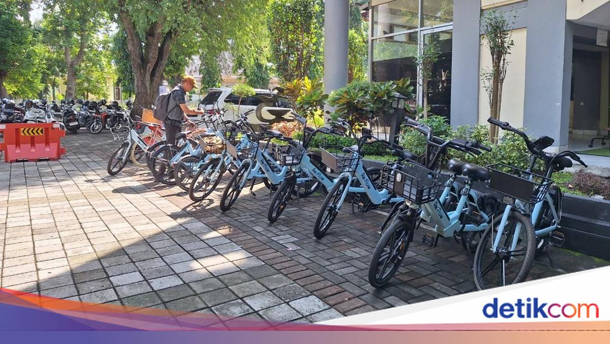 Mataram Civil Servants Increasingly Cycling to Work, Transport Department Admits Difficulty in Determining Bike Lanes