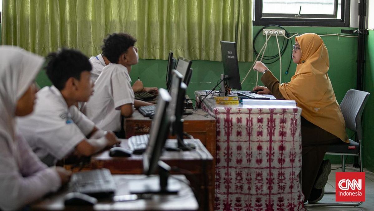 13 Violations Occur in SMP-Level Academic Ability Test, Including Social Media Live Streaming by Supervisors