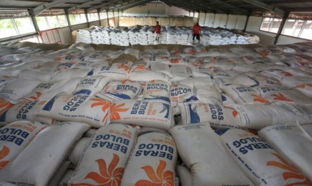 Plastic Pellets Scarce, Bulog: Rice Packaging Stock Still Safe