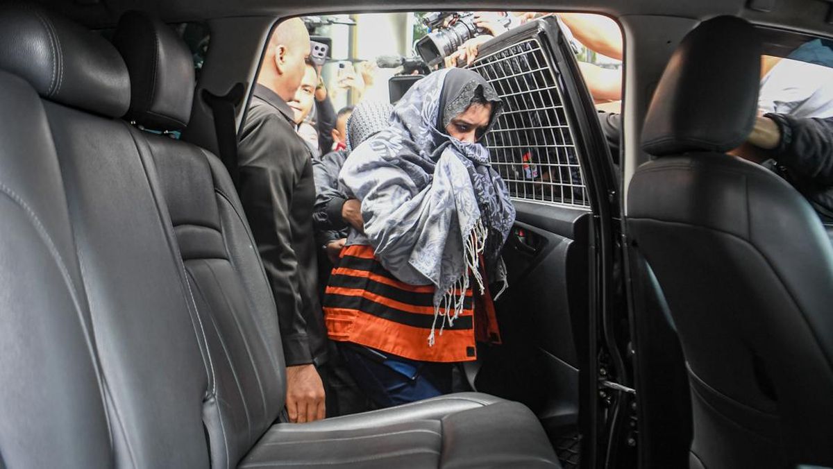 KPK Conducts Marathon Examination of 63 Pekalongan Regency Officials in Fadia Arafiq Case