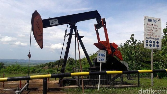 Oil from East Java's Largest Field 100% Processed Domestically