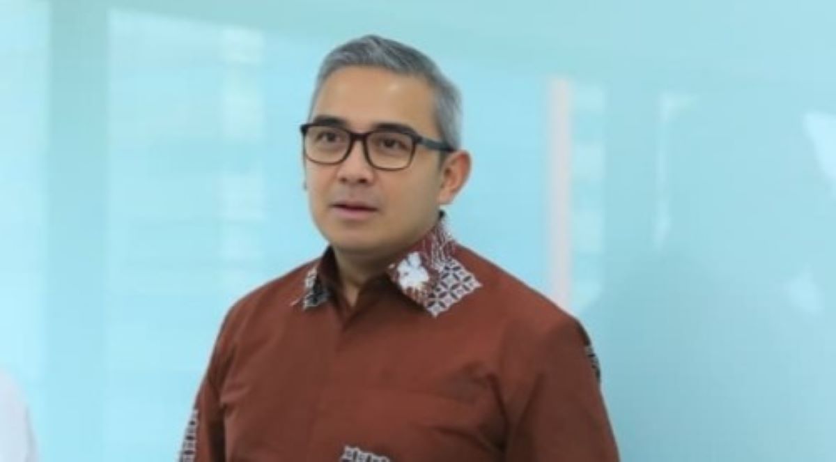 Plastic Prices Soar, Bandung Mayor Urges Residents to Use Their Own Containers