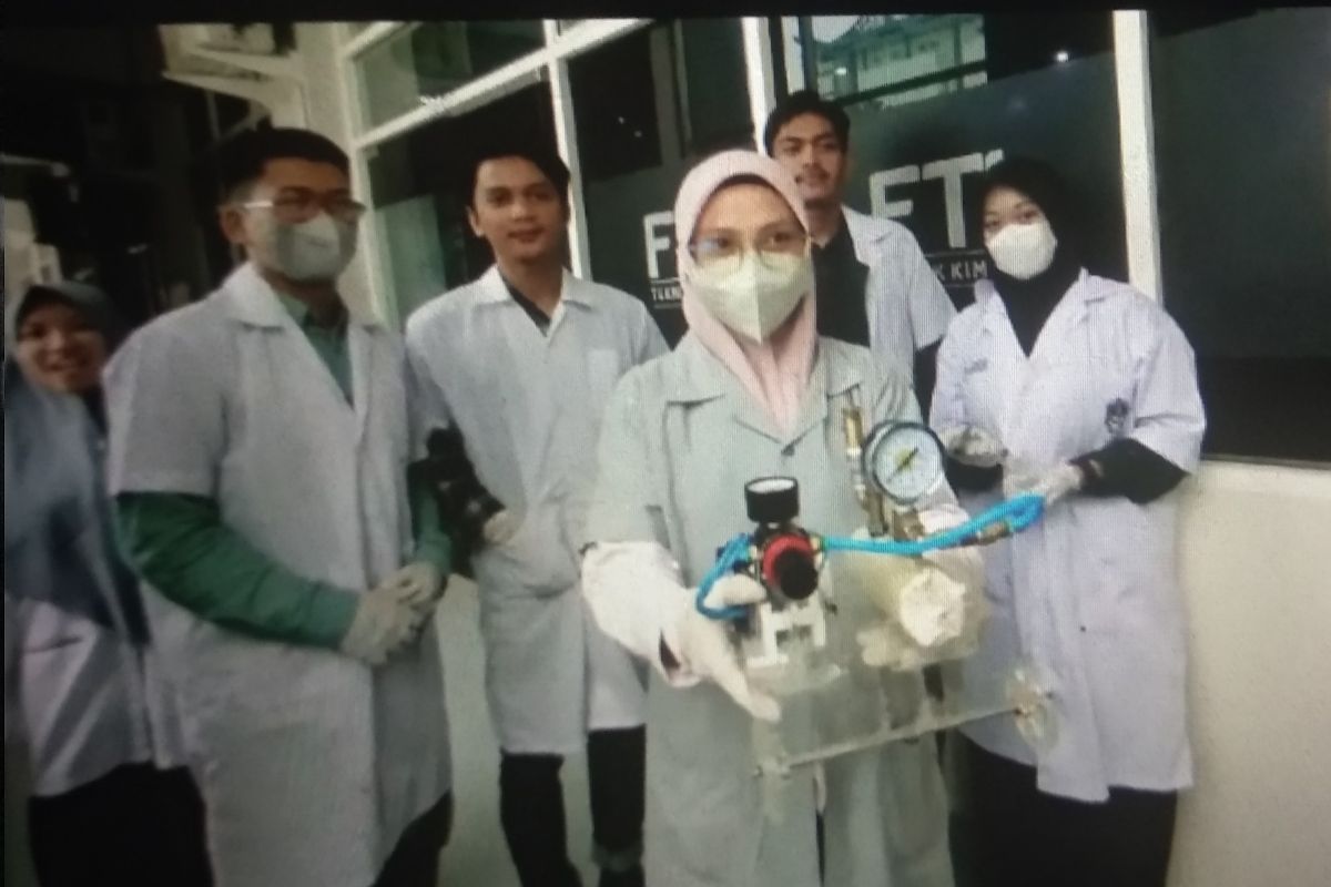 UMI Students Create Prototype Hydrogen-Fuelled Car