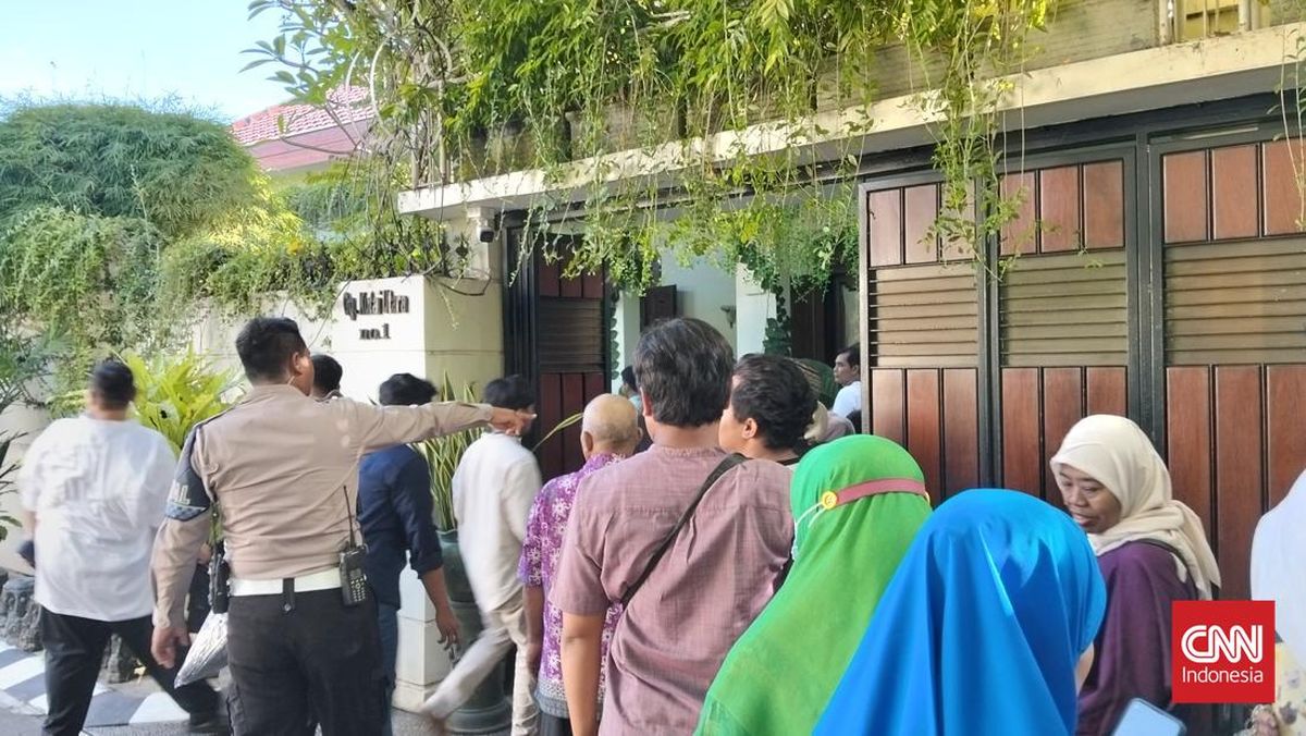 Jokowi Responds to His Home Going Viral as Solo's Wailing Wall