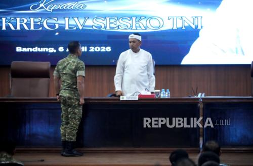 Before TNI Staff College Students, KDM Emphasises the Importance of Authentic Leadership