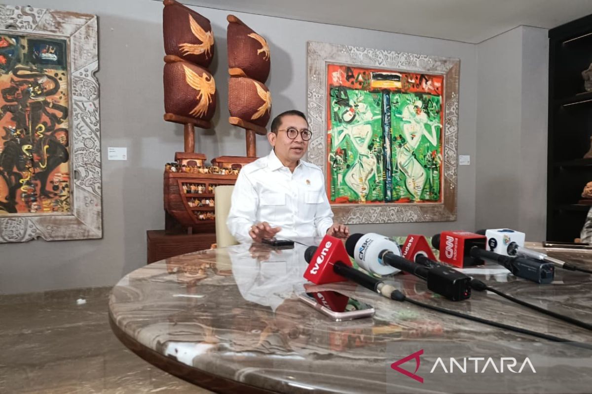 Fadli Zon: Subsidised Fuel Price Stability Proves People's Economy Policy