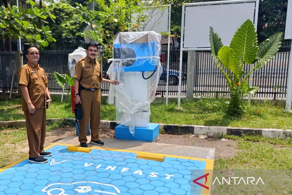 Cirebon City Government introduces 11 public electric vehicle charging stations to support electric vehicle ecosystem