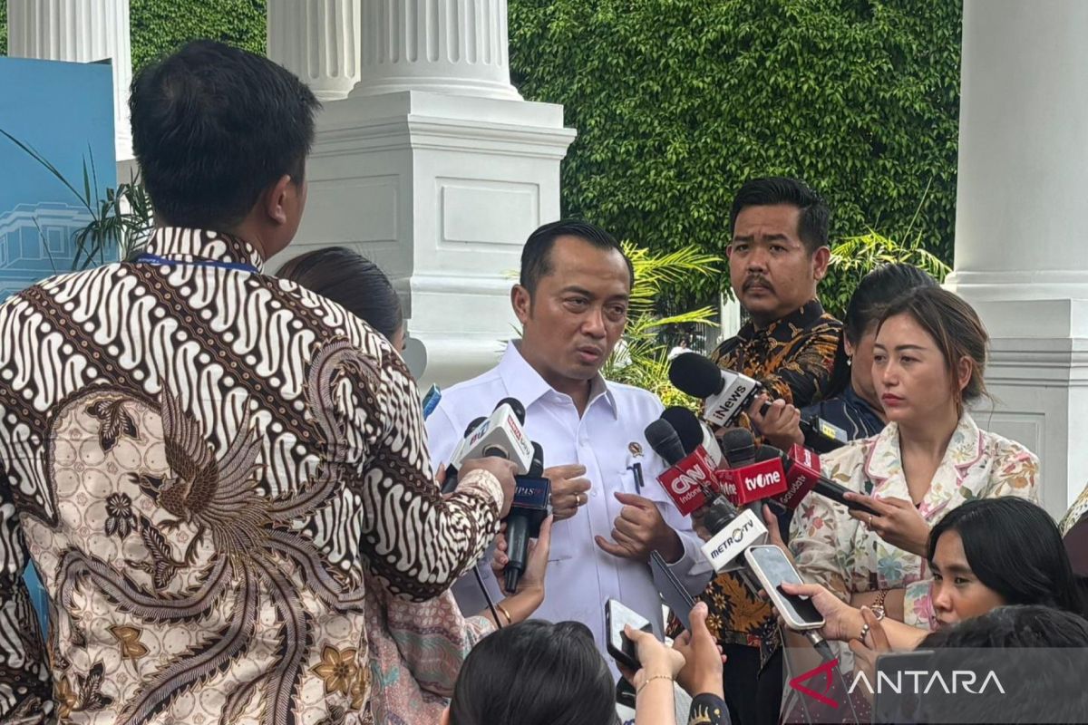Palace affirms no plans for cabinet reshuffle or ministerial pay cuts