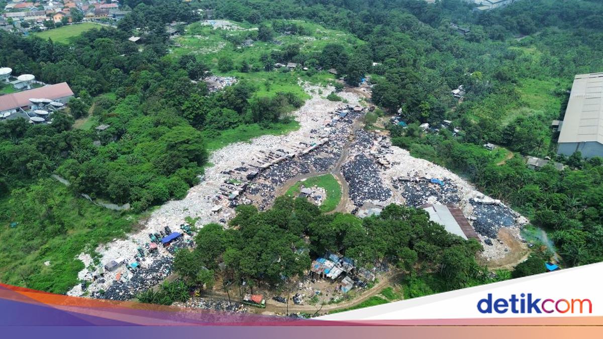 Bogor Regency Environmental Agency Seals Illegal Waste Disposal Site in Klapanunggal