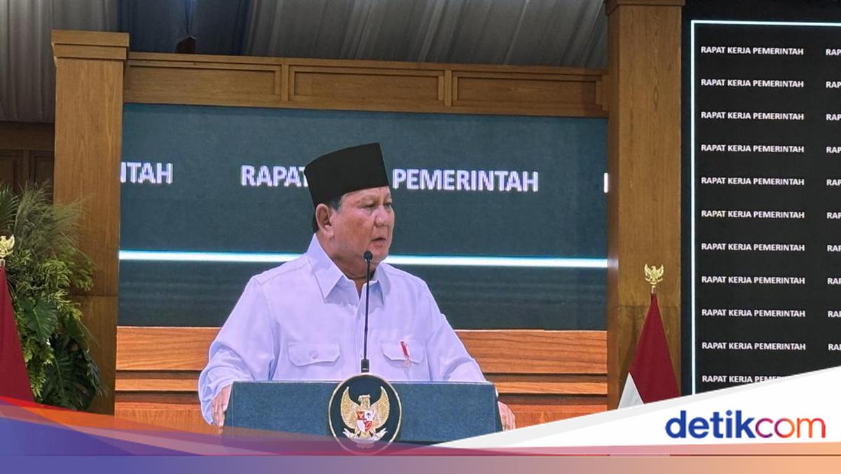 Prabowo on Frequent Overseas Trips: To Secure Oil!