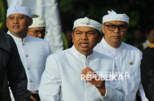 KDM Simplifies Tax Payments, But Residents Still Face Hurdles at Samsat