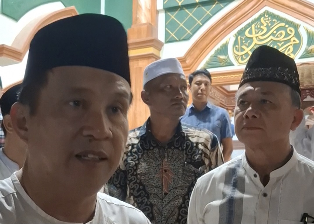 Bangka Regent Assures Thousands of Contract Workers Will Retain Jobs