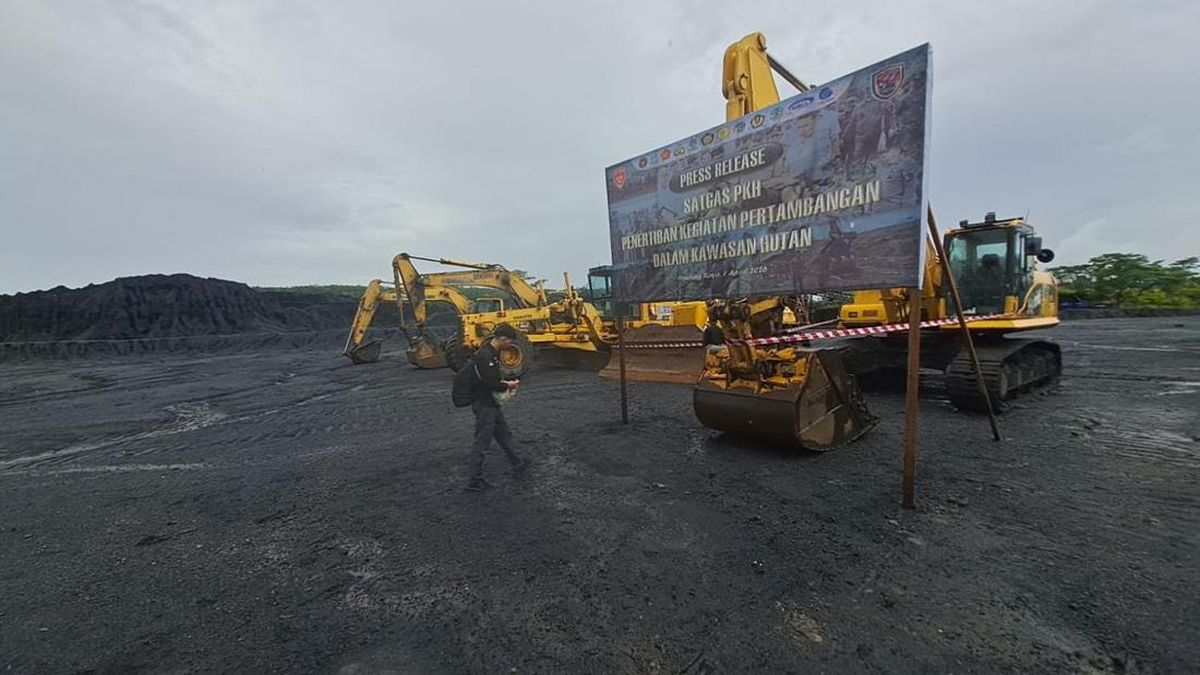 Attorney General's Office Seizes Buildings, Coal, and Heavy Equipment from Samin Tan