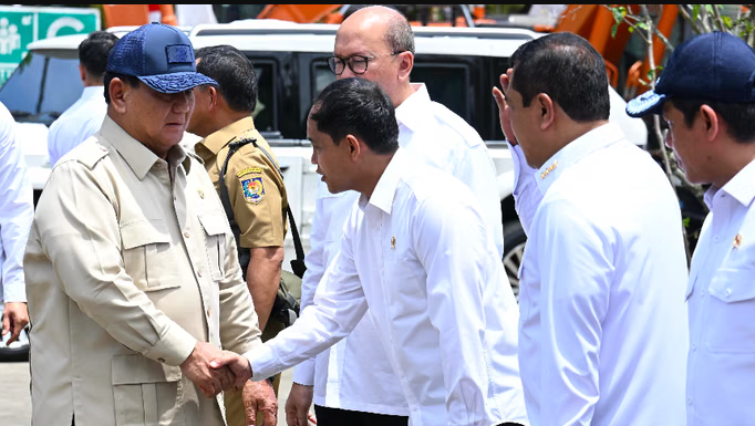 Prabowo Pleased No Companies Allowed to Log Timber