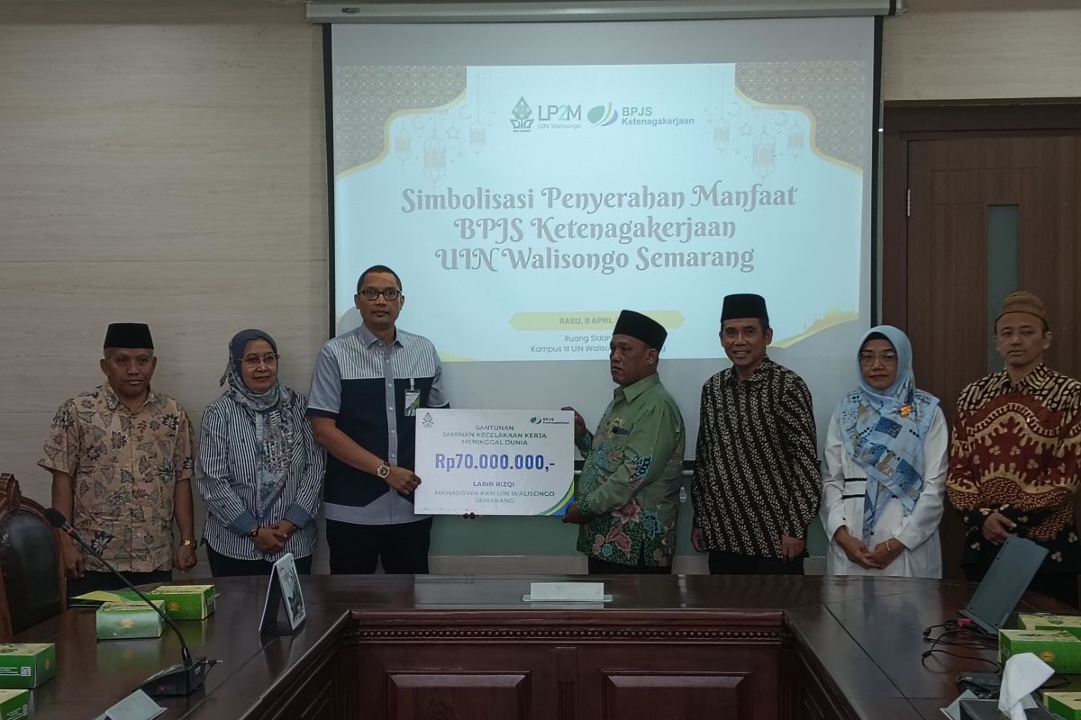 BPJS Ketenagakerjaan provides compensation to heirs of six UIN Walisongo students