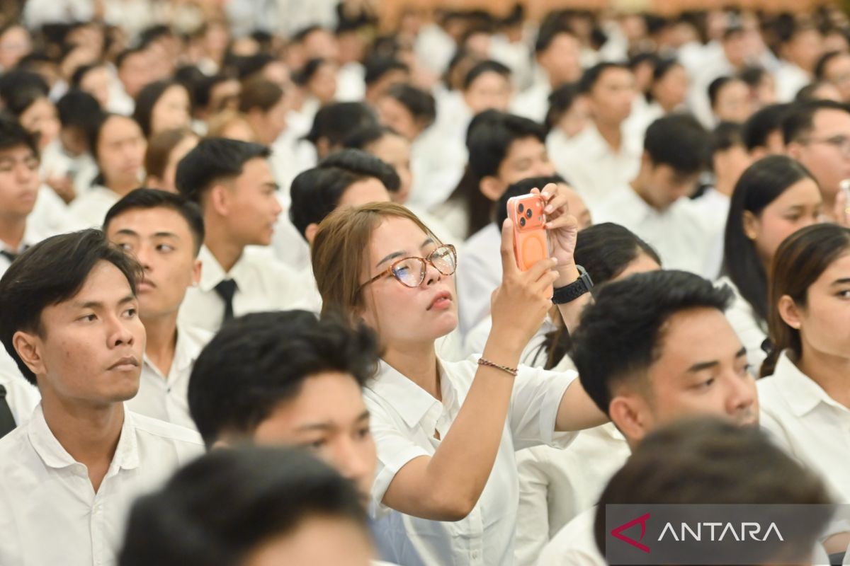 University-educated migrant workers have potential to boost Indonesia's remittances