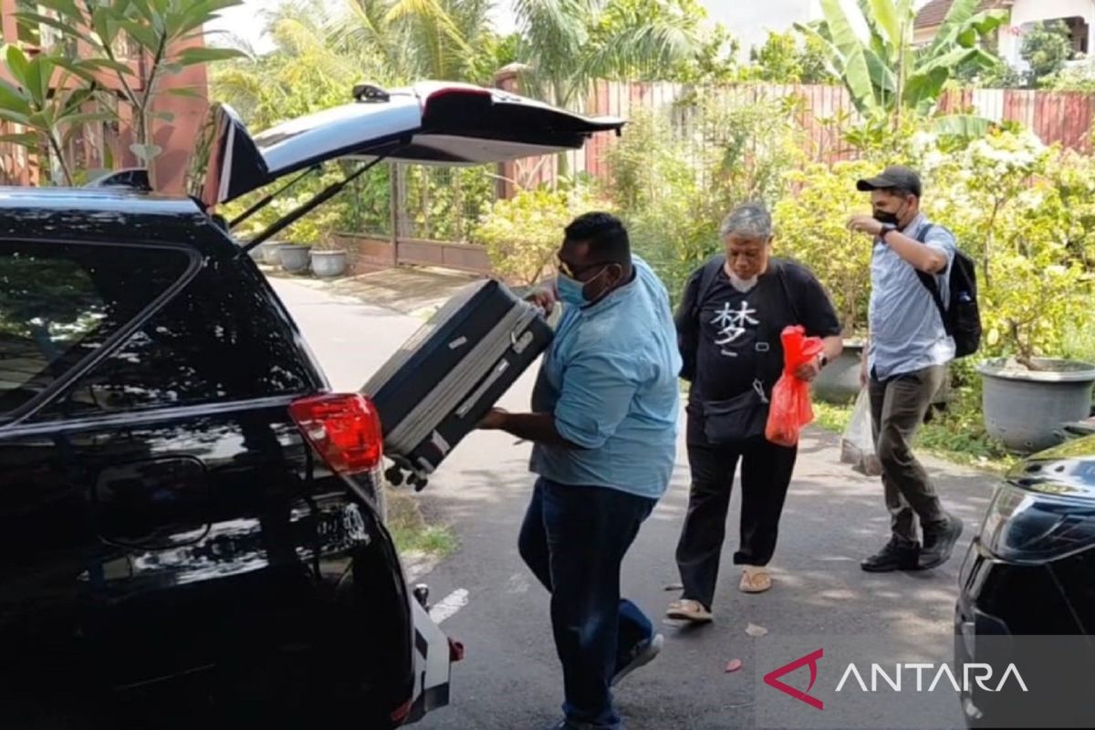 KPK Continues Search of Madiun City PDAM Director's Home in Maidi Case