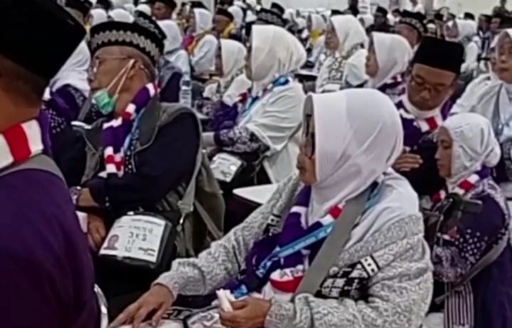 Number of Hajj Pilgrims from West Bandung Drops Drastically, Only 89 This Year
