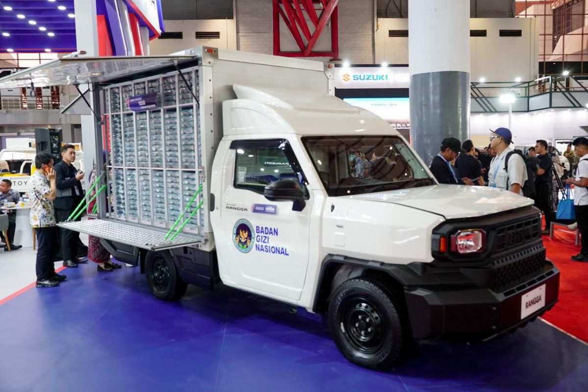 Toyota Indonesia Showcases Hilux Rangga at GIICOMVEC 2026