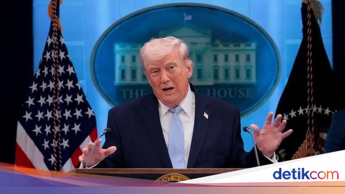 Trump Says US-Iran Will Collaborate to Remove Buried Nuclear Dust