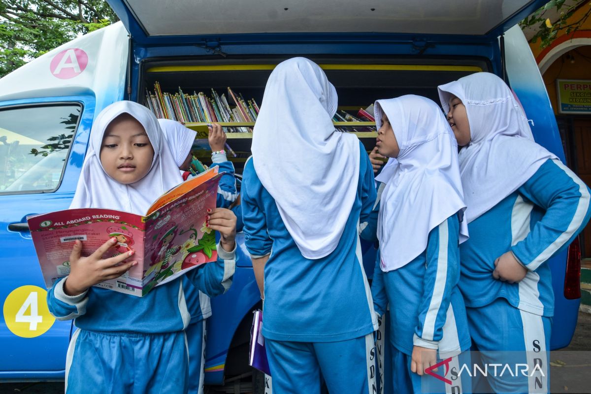 World Bank: Indonesia Needs to Improve Human Resource Quality to Support Industry