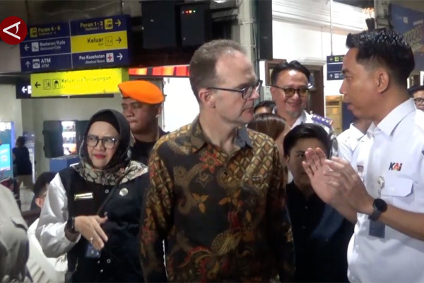 UK Explores Rail-Based TOD Development in Yogyakarta