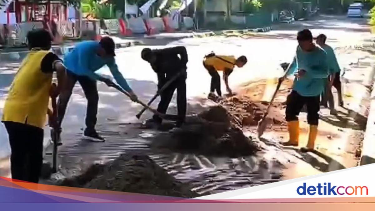 Drainage Channels in Senggigi Normalised After Flooding