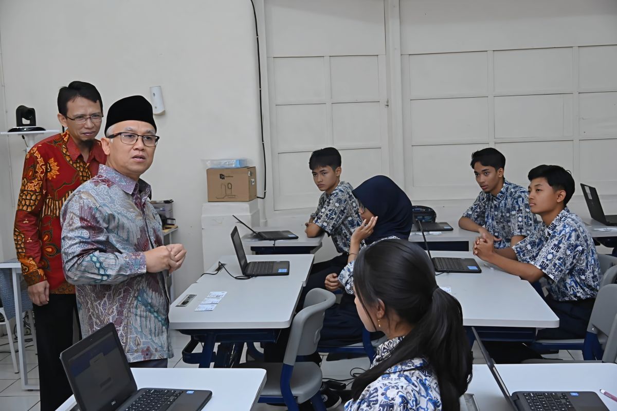 Ministry of Basic and Secondary Education: Implementation of Academic Ability Test in Bandung City Follows Procedures