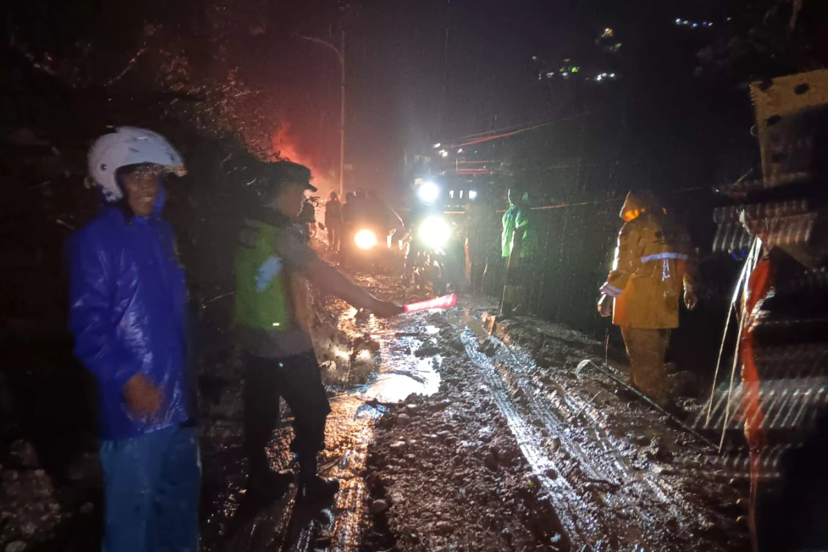 5-Metre Cliff Landslide in Garut Blocks Provincial Road Access