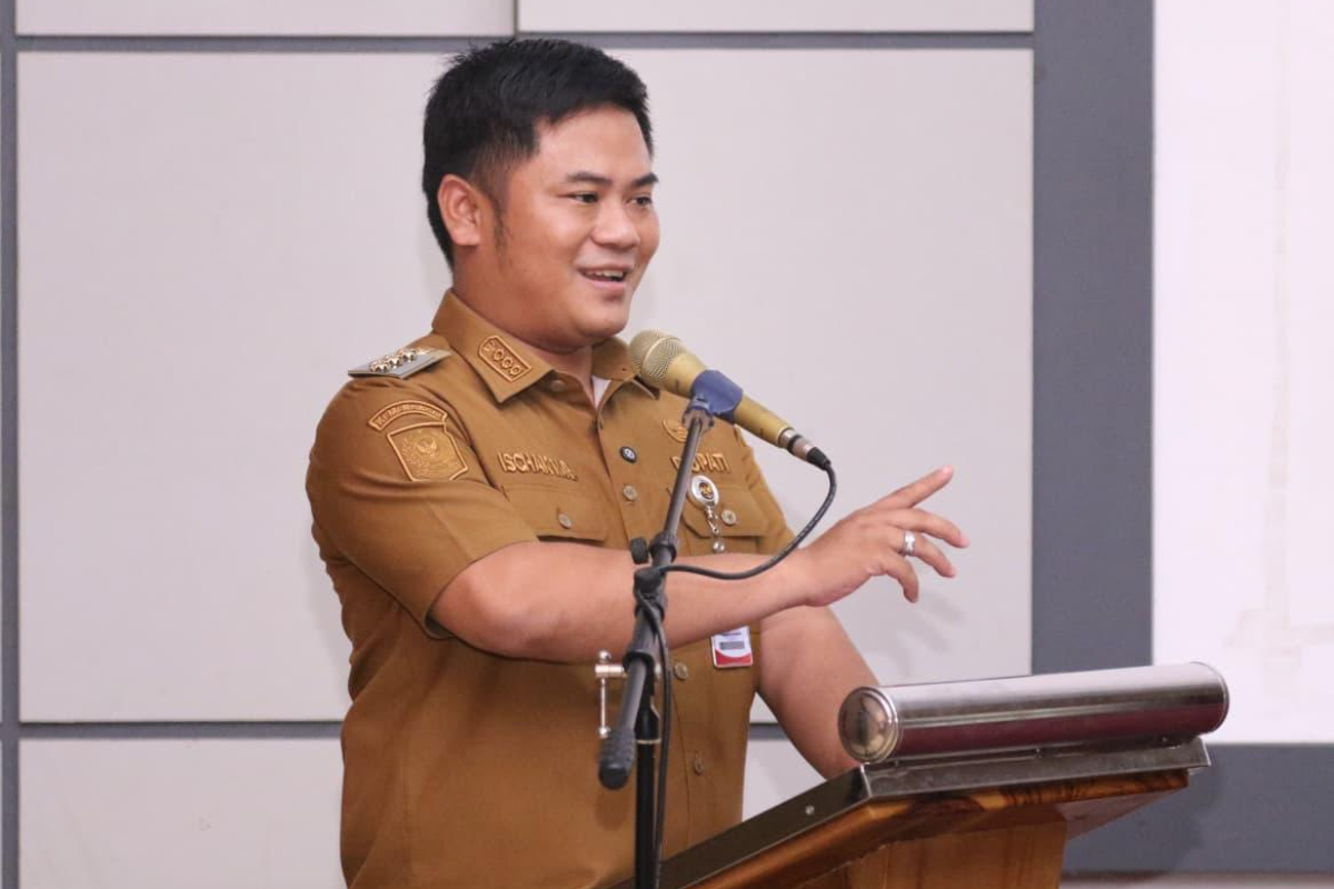 Strengthening Religious Education, Tegal Regency Provides Incentives for Madrasah Teachers