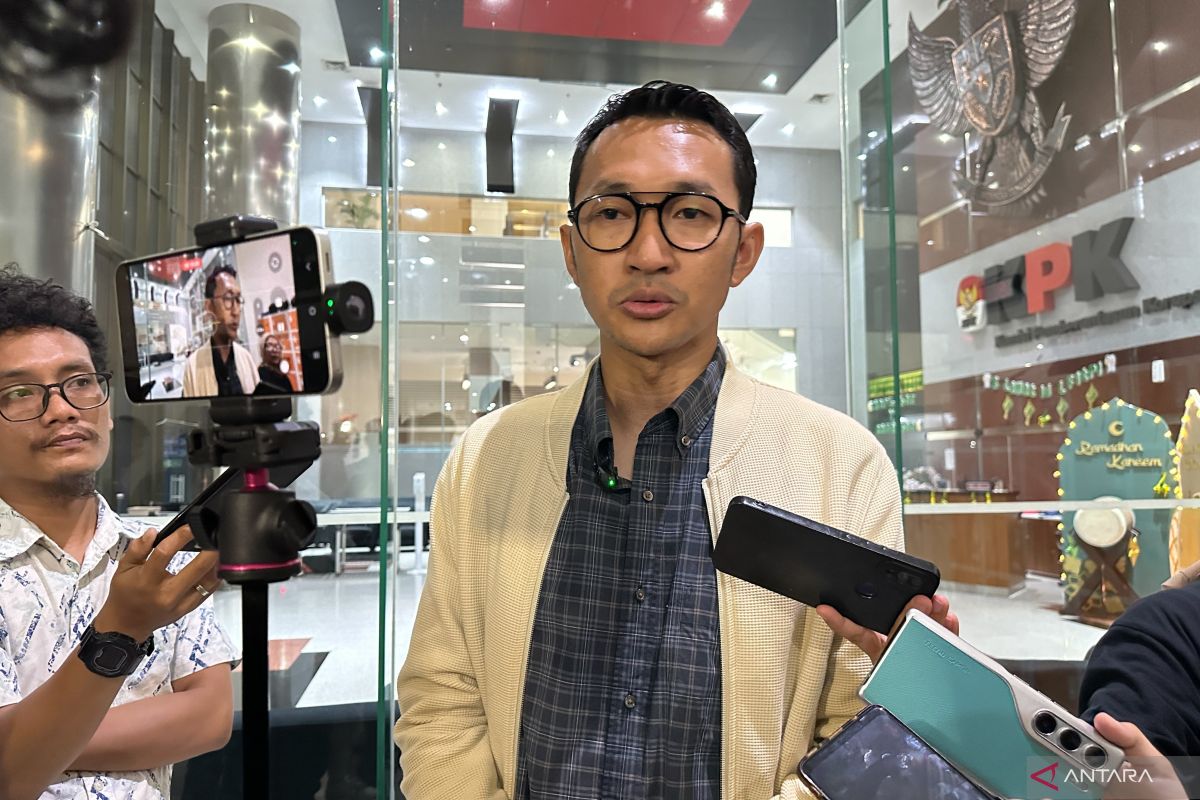 KPK Seeks Information from Forwarder Other Than Blueray Cargo