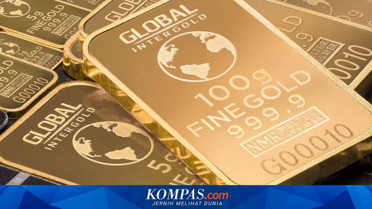 Global Gold Prices Hit Near Three-Week High