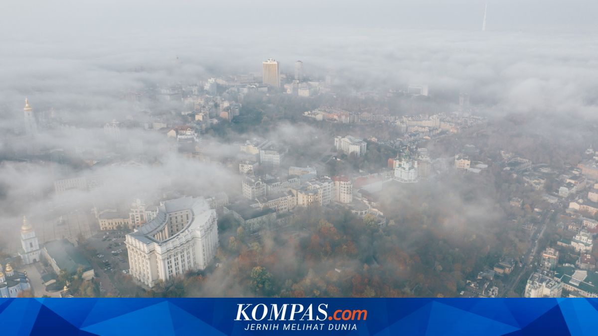 Air Pollution Risks Boost EV Popularity: Latest Kompas Research and Development Findings