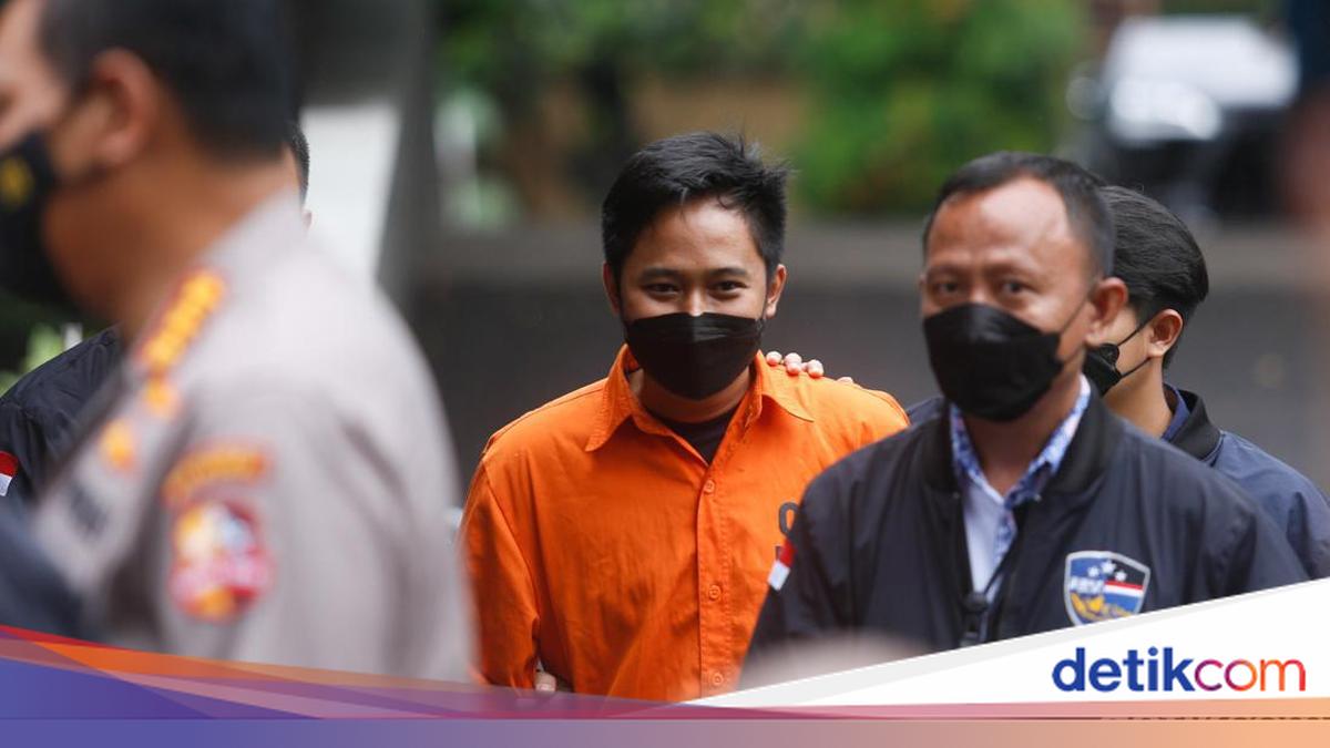 Doni Salmanan Granted 13 Months and 105 Days Remission, Released on Parole